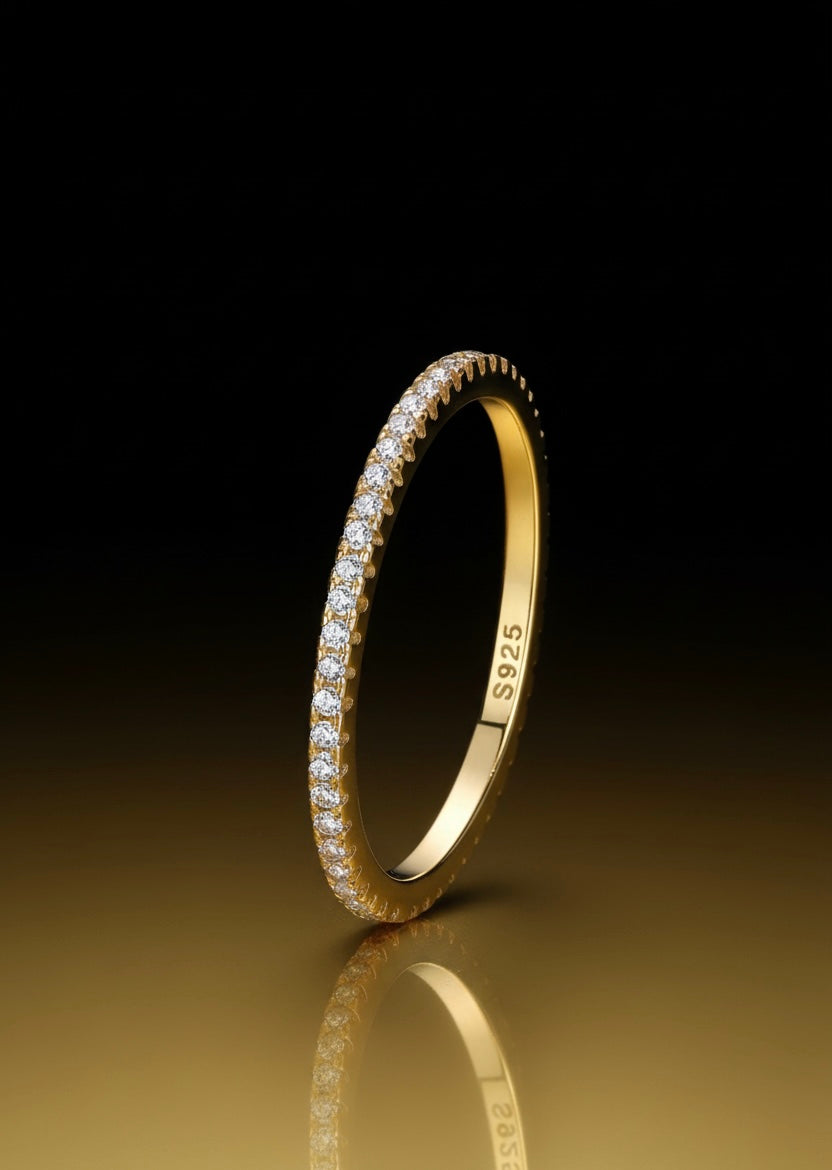 Stellar light paved ring