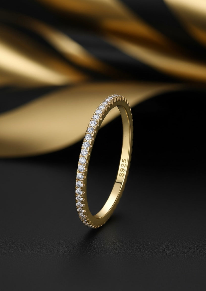 Stellar light paved ring