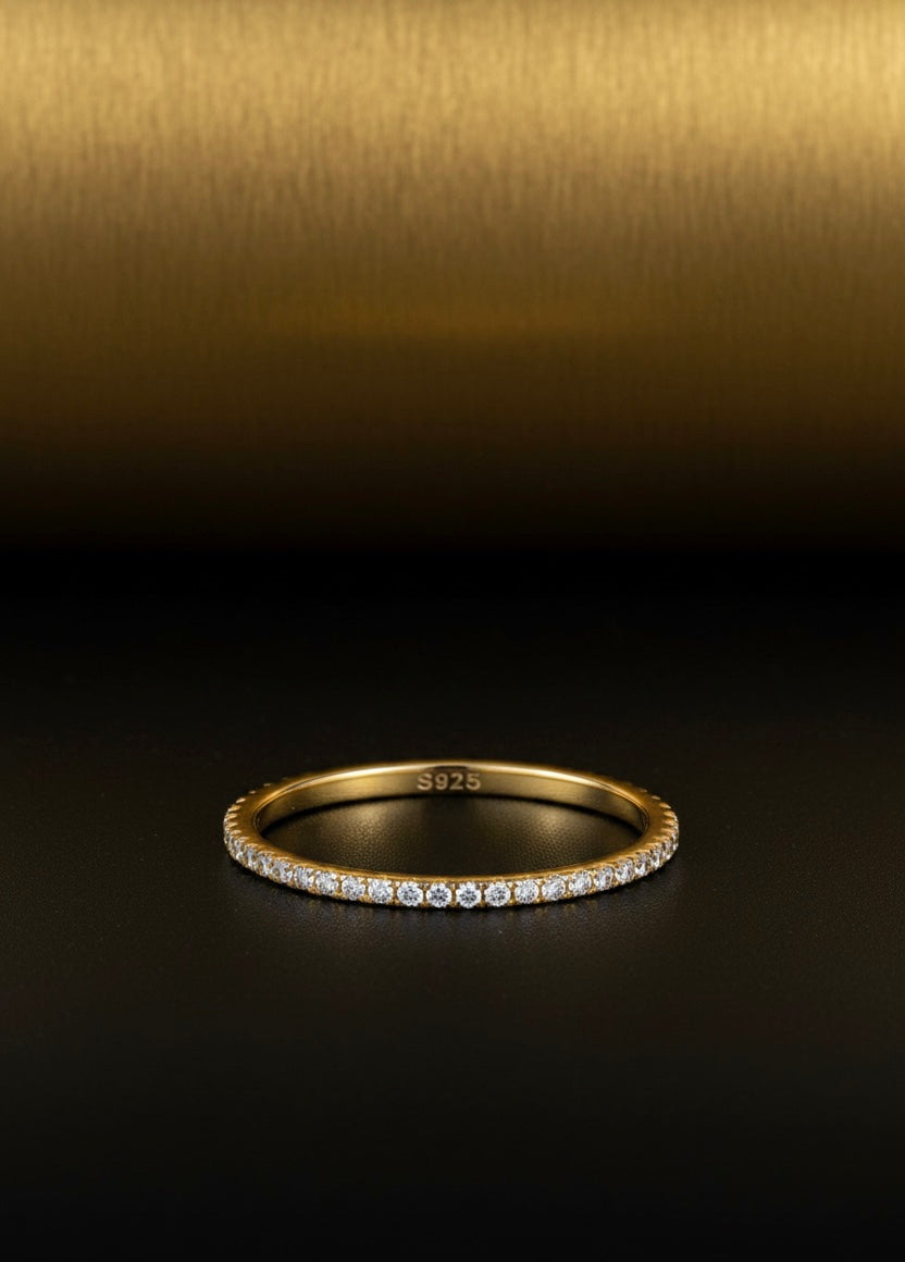 Stellar light paved ring